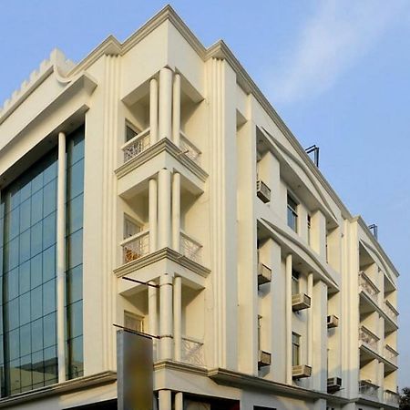 Hotel Europe Plaza Lucknow Zewnętrze zdjęcie