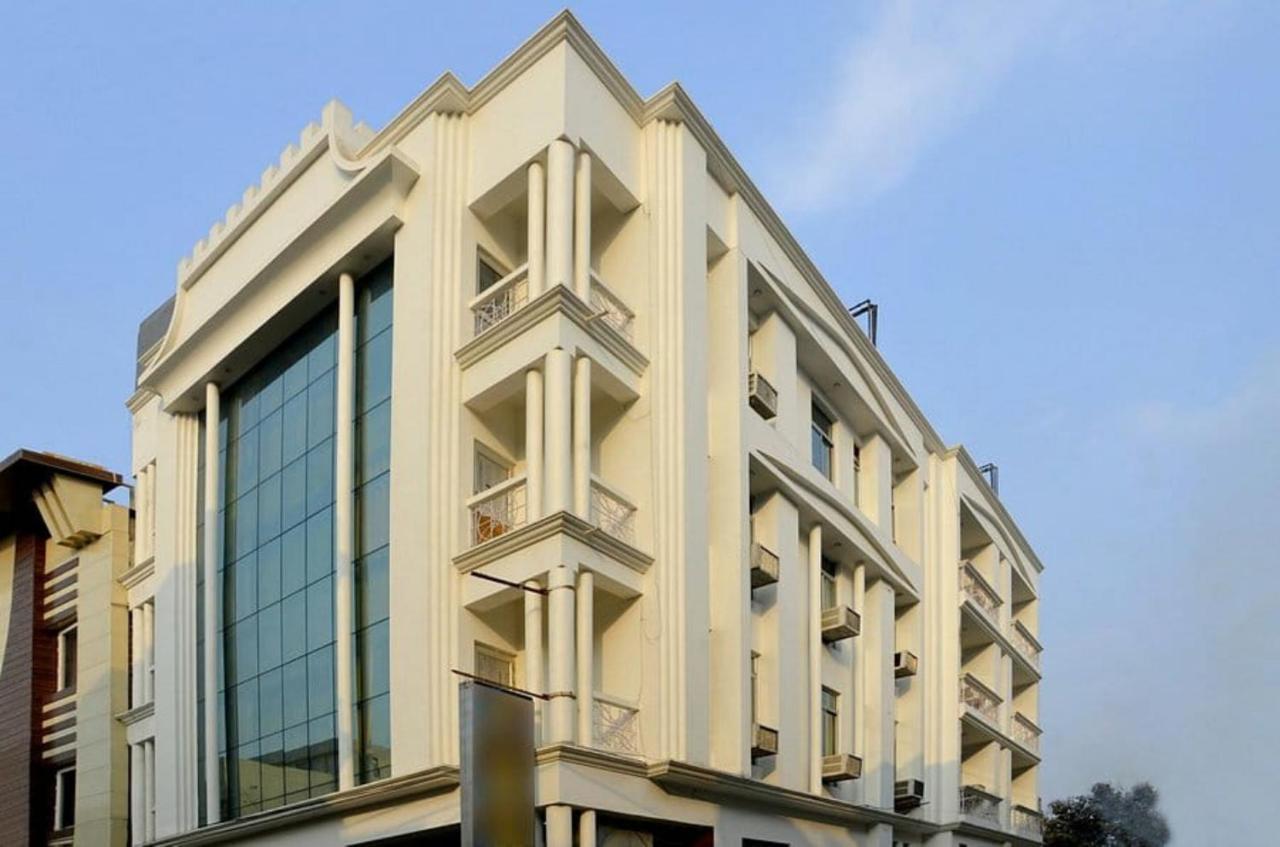 Hotel Europe Plaza Lucknow Zewnętrze zdjęcie